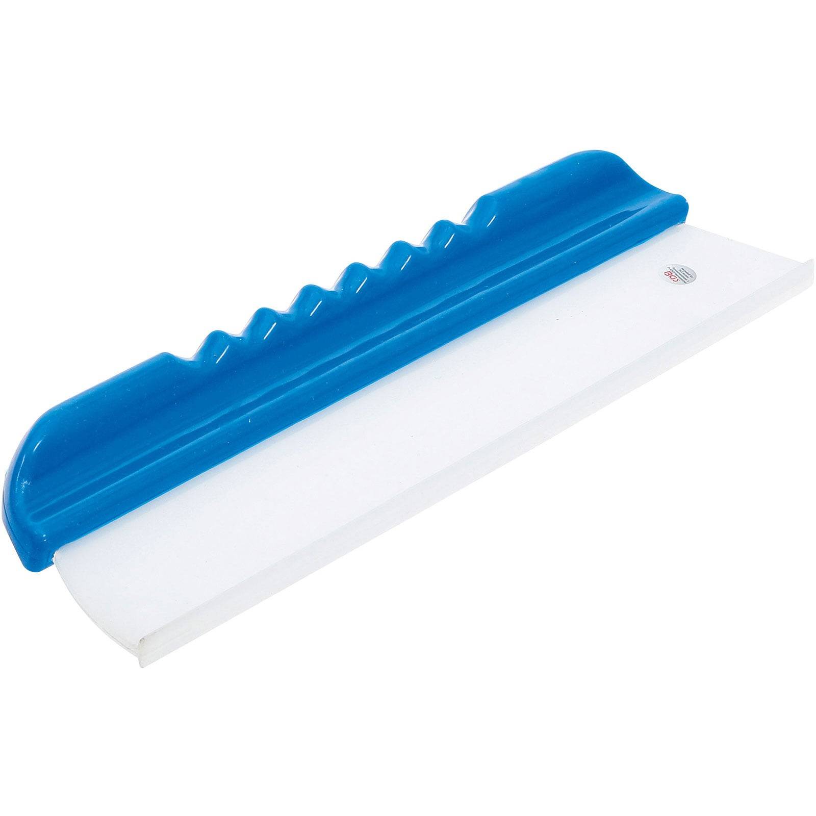 Ein blau-weißer rechteckiger Reinigungsschwamm mit geripptem Griff, der für Reinigungszwecke entwickelt wurde.