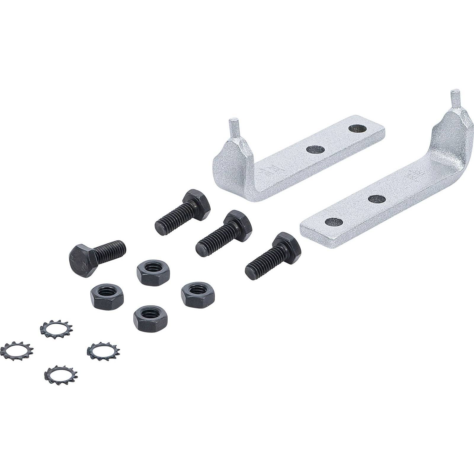 Metallbefestigungsset mit Schrauben, Muttern und Unterlegscheiben, auf weißem Hintergrund angeordnet.