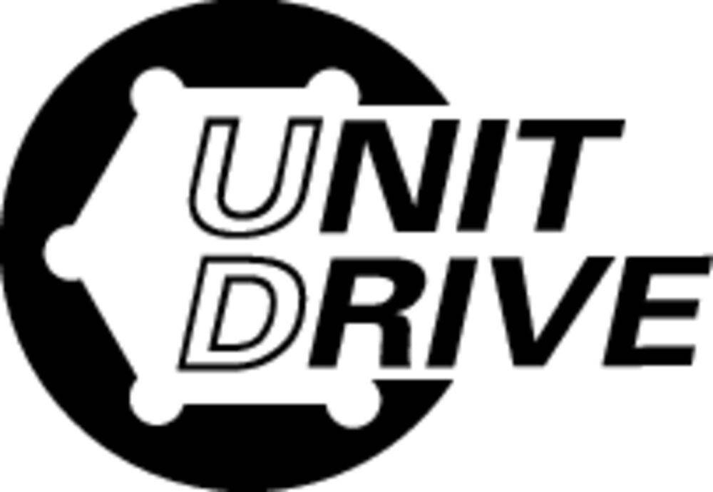 „UNIT DRIVE"-Logo mit fetten Buchstaben in einem kreisförmigen, zahnradähnlichen Design.