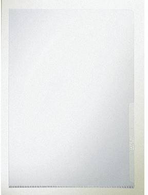 Eine weiße, durchscheinende Kunststoffhülle oder ein Kunststoffordner, fotografiert vor einem schlichten Hintergrund.