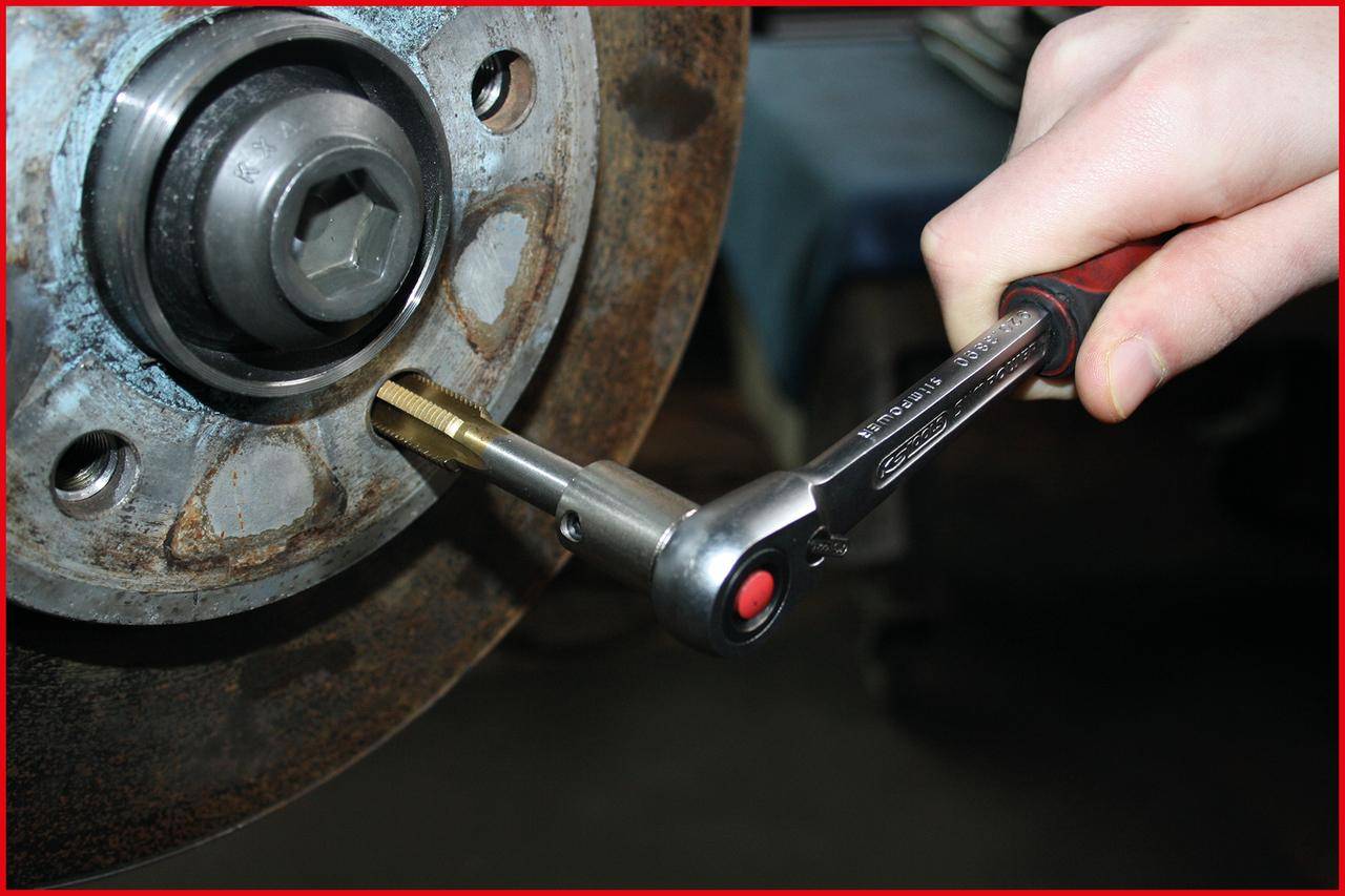 KS TOOLS 3/8" Gewindeschneid-Satz für Radmuttern- und Schrauben,