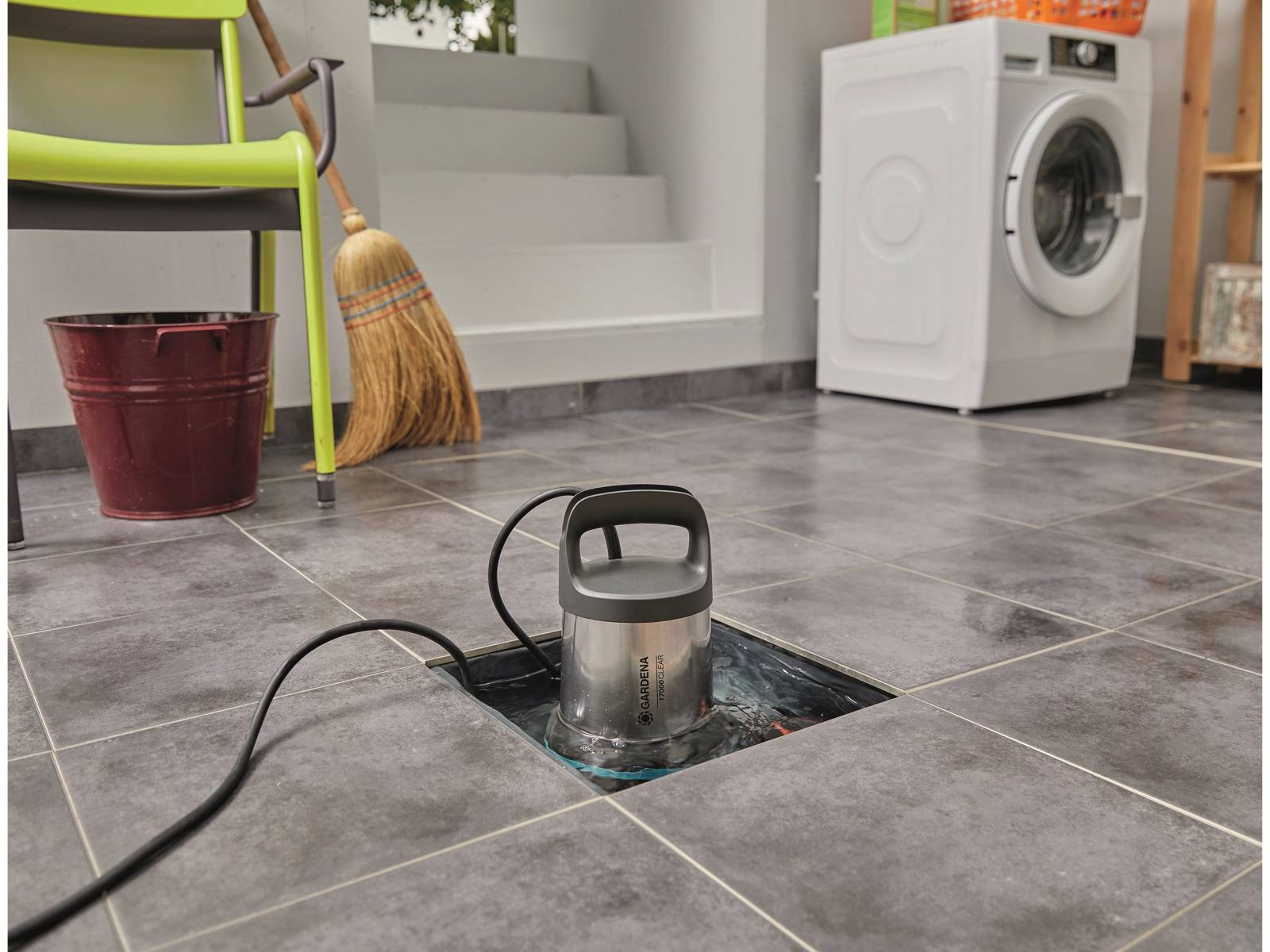 GARDENA Tauchpumpe 9036-20, Klarwasser, 750 W, 17.000 l/h