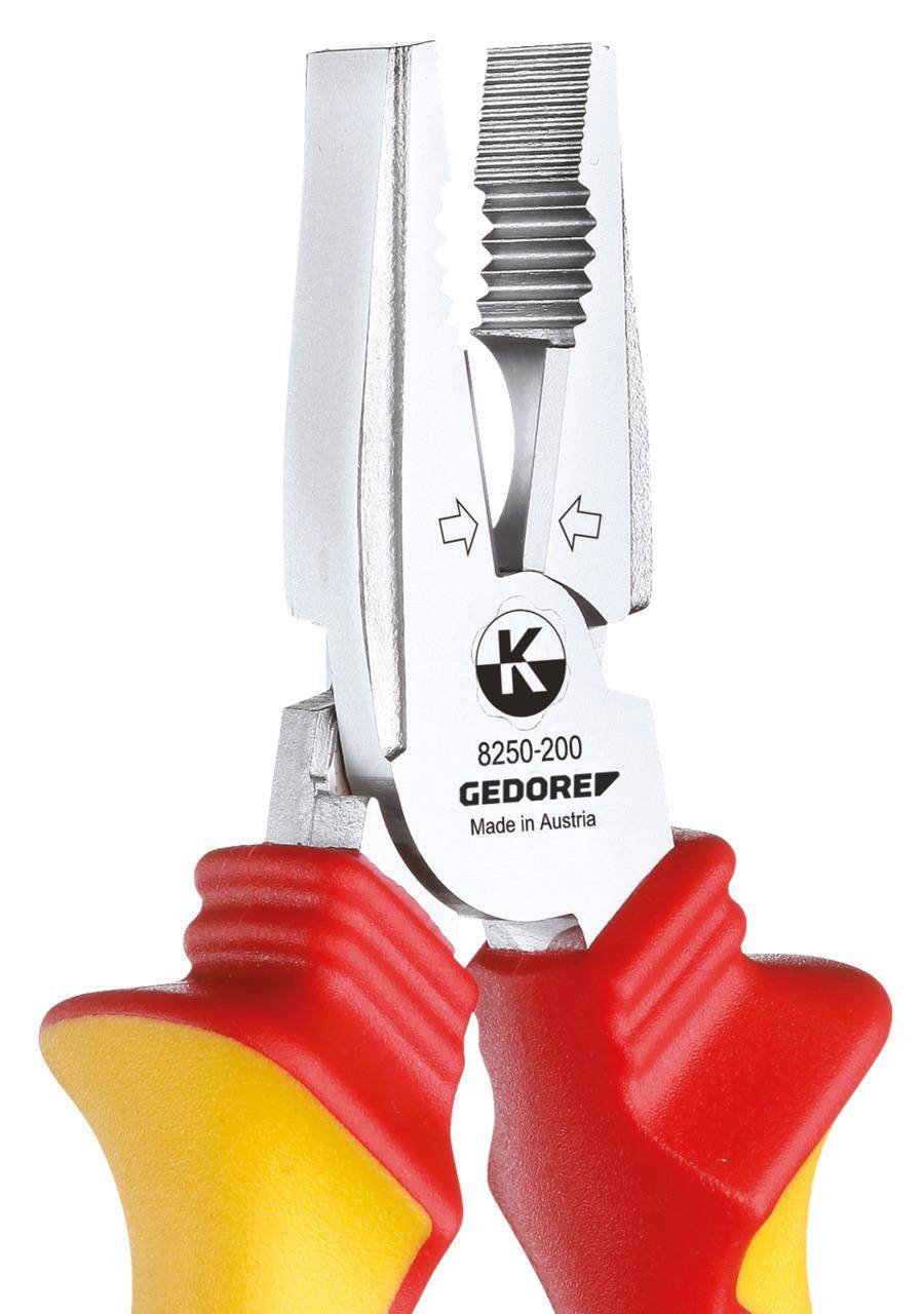 Ein Paar Zangen mit roten Griffen und silbernem Metallkopf, versehen mit dem Gedore-Logo und der Modellnummer „8250-200
