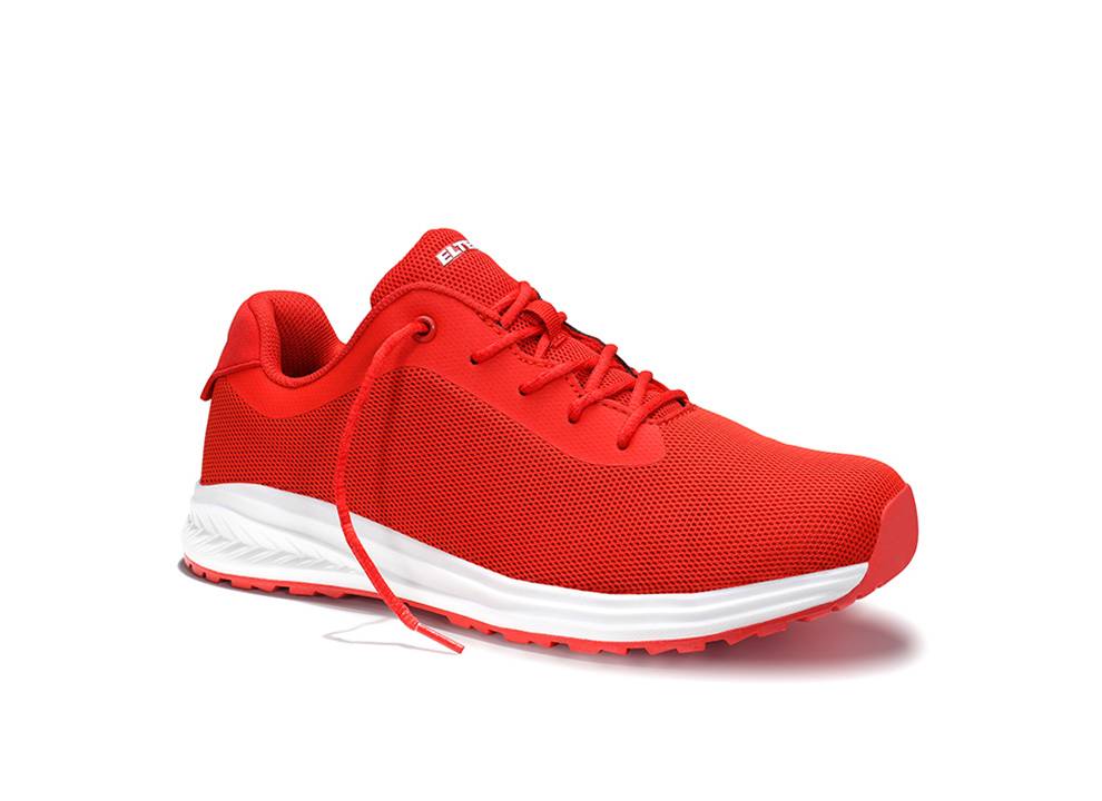 Ein roher Sportschuh mit weißen Sohlen und Schnürsenkeln, auf einem einfarbigen Hintergrund präsentiert, der sein sportliches Design und moderne Stil betont.