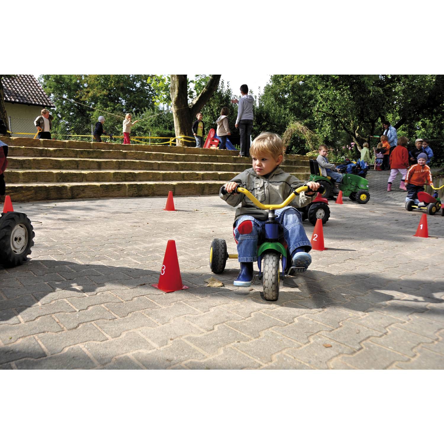 EDUPLAY 170-163 Markierungskegel Zahlen, rot, 10-teilig (1 Set)