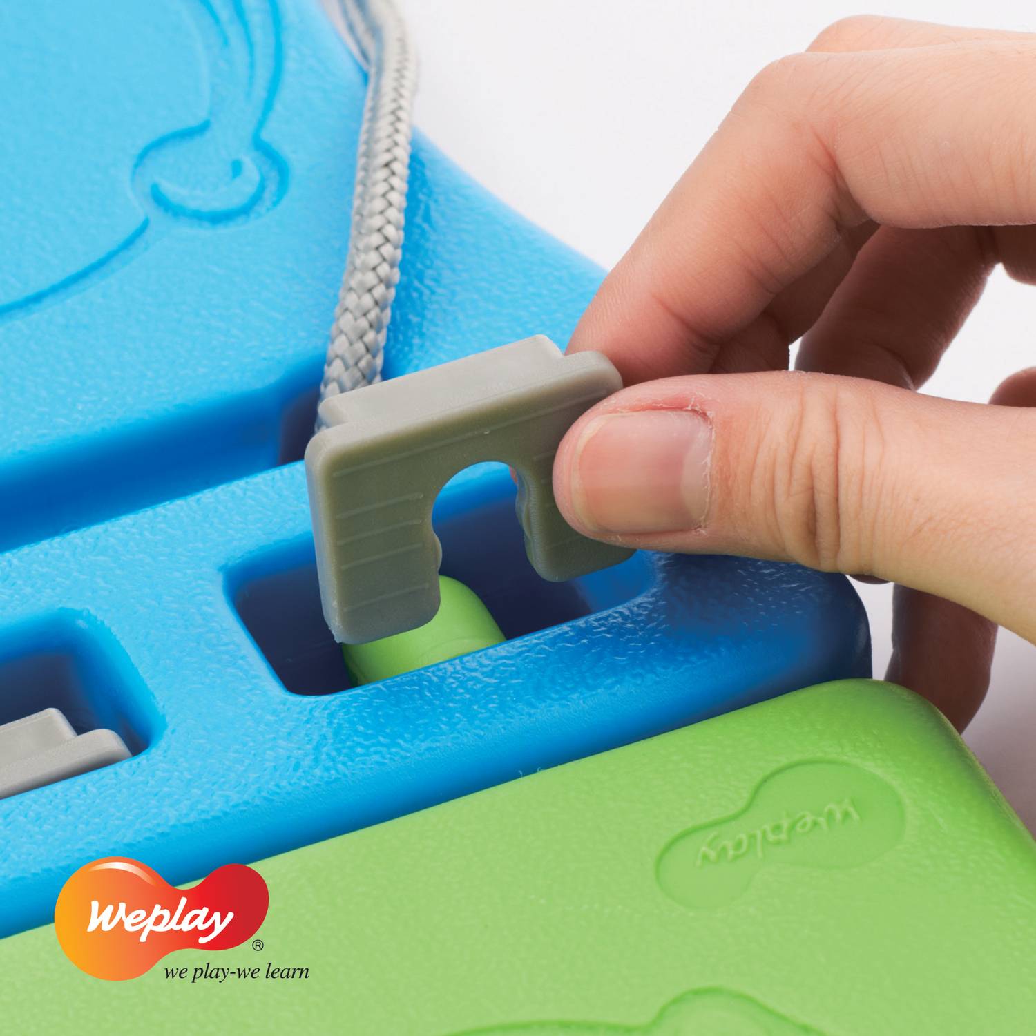 Weplay KM4001-004 Rasen Skier Team Walker Stepper, 2 Paar, bunt