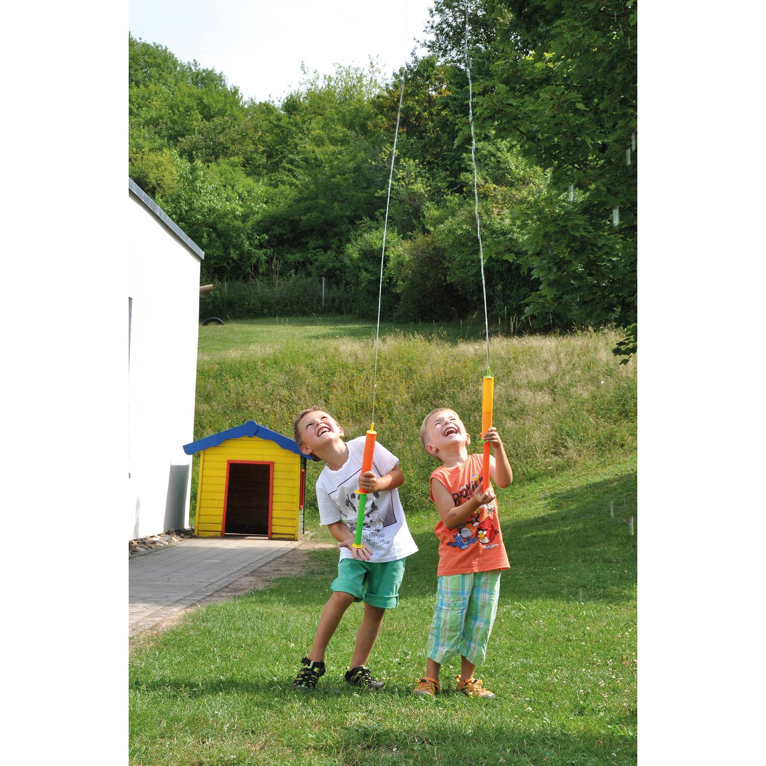 EDUPLAY 130200 Wasserspritze, Kunststoff, 34cm (Farbe zufällig, 1 Stück)