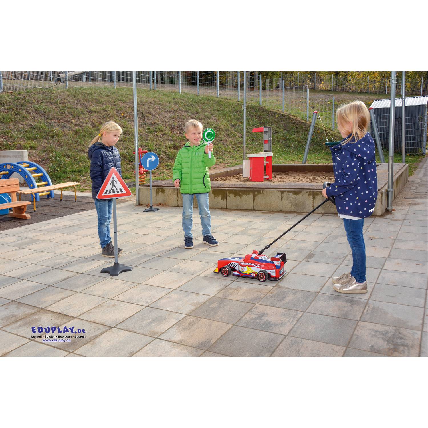 EDUPLAY 120569 Polizei Kelle mit Licht, Ø 11,5 x 25 cm, grün/rot/weiß