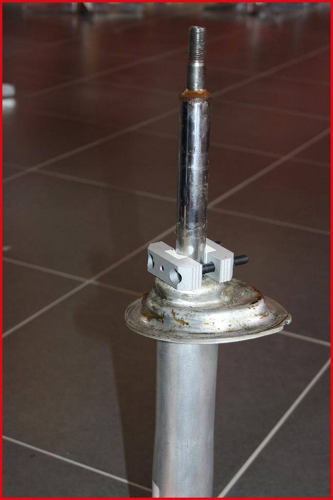 KS TOOLS Stodmpfer-Montagehilfe-Satz fr Stodmpfer mit