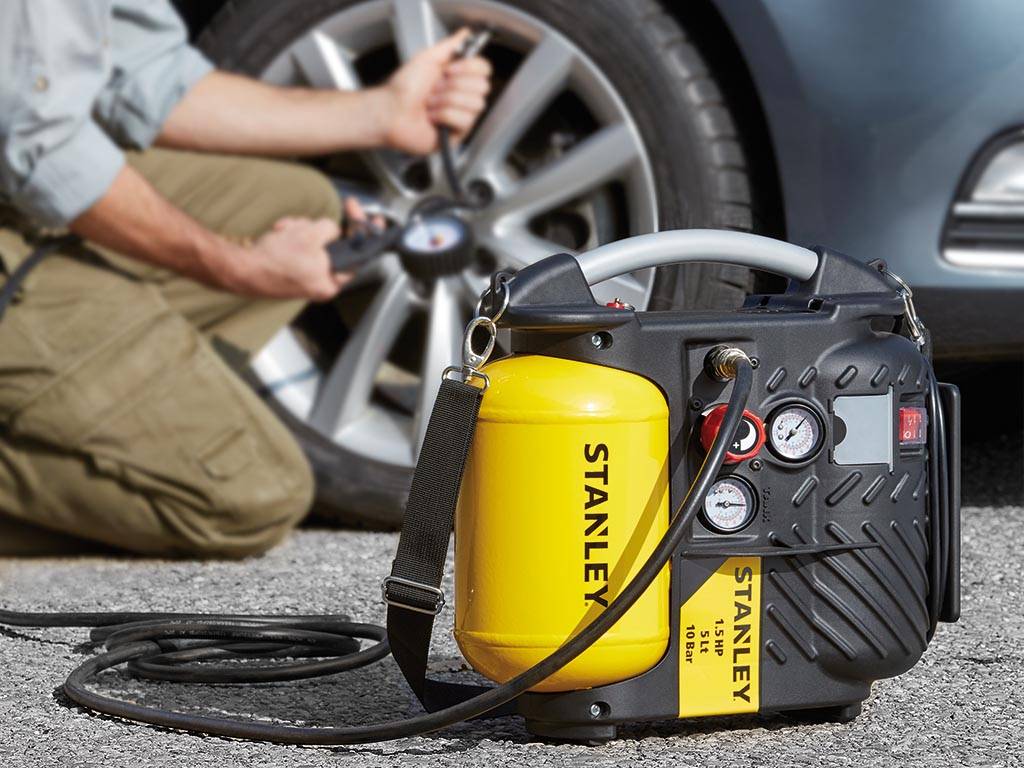 Stanley Kompressor Ölfrei Kompakt - 5 L / 1.5 hp / 10 bar mit Trageriemen