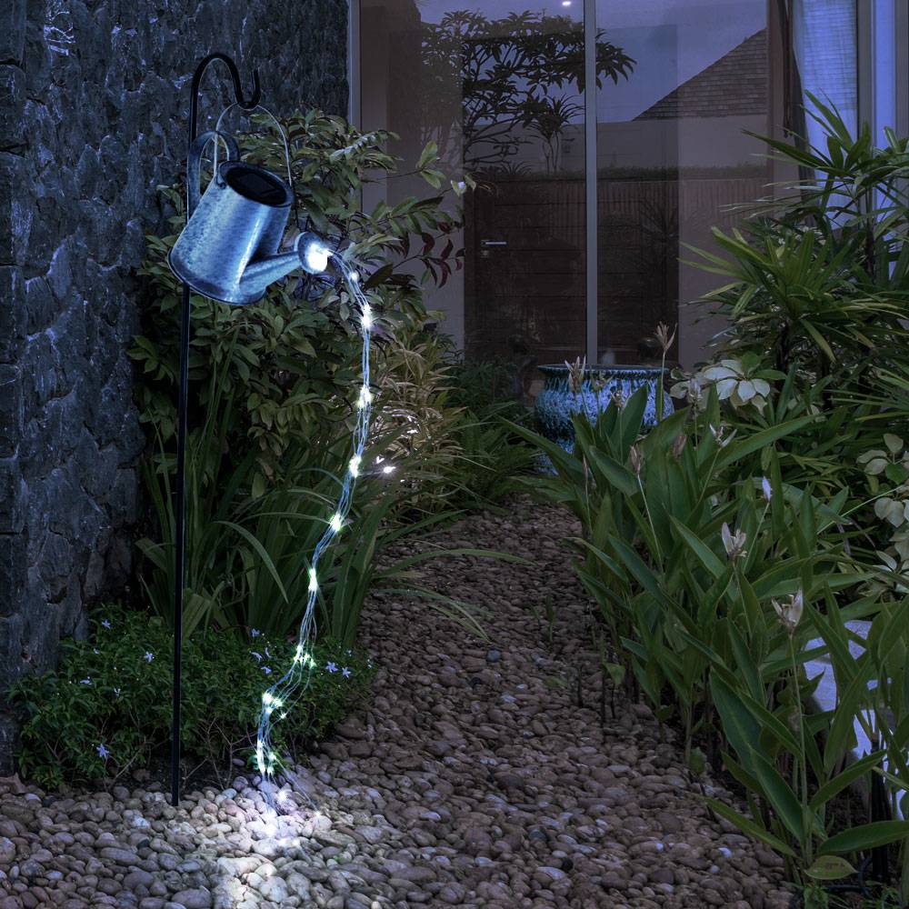 Solar Steckleuchte Gießkanne Außen Gartenlampe im Gießkannen Design Stecklampe silber-grau, 80x LED neutralweiß, LxBxH 30x17x112cm, Garten Balkon