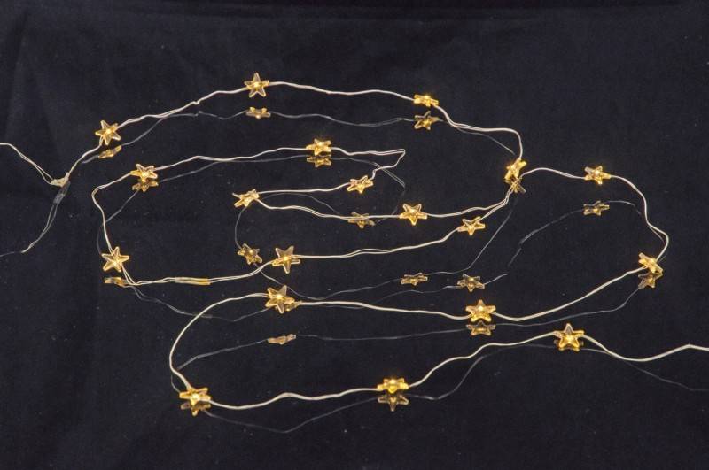 24 Stück Hellum LED-Lichterkette 525045