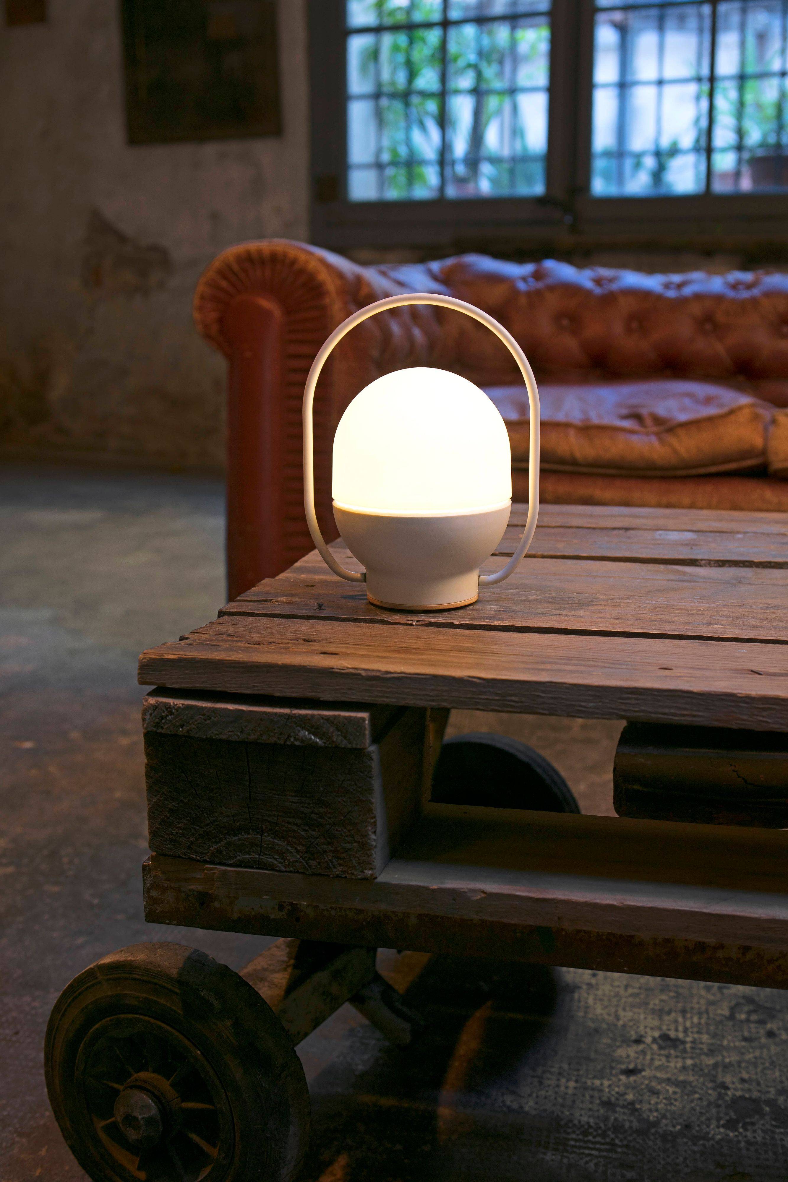 tragbare LED Tischlampe Take Away Weiß
