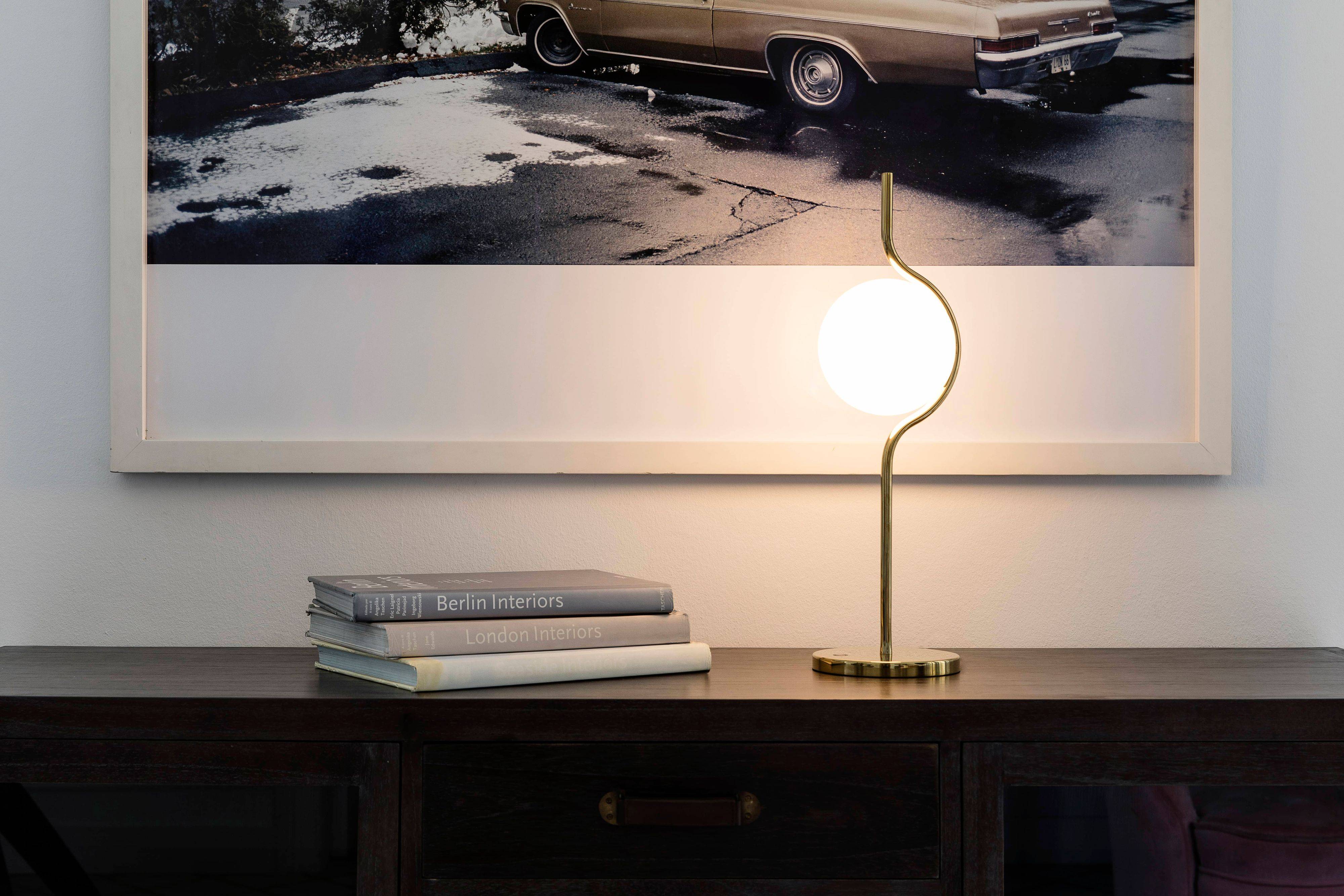LED Tischlampe Levita Gold
