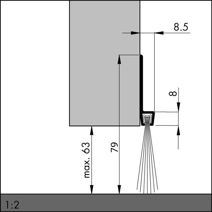 Technische Zeichnung mit Darstellung der Abmessungen einer Armatur mit Wasserdurchfluss, die eine maximale Tiefe von 63, eine Höhe von 79 und 8 Einheiten zeigt.