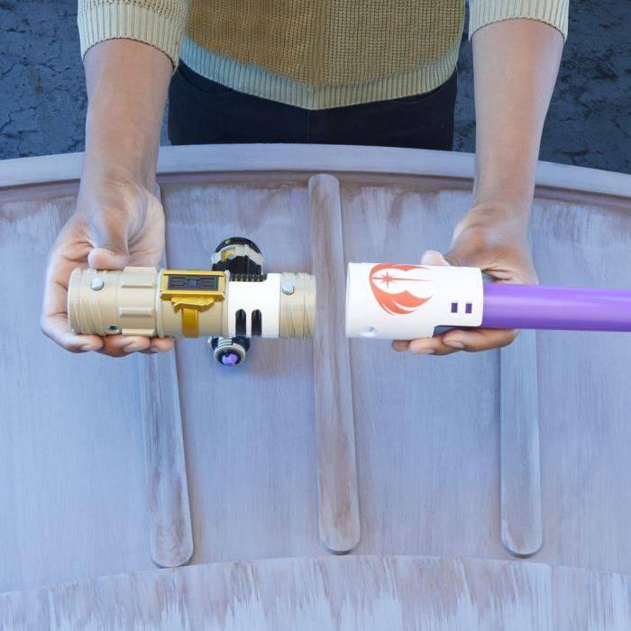 STAR WARS - Lichtschwertschmiede - Mace Windus ausziehbares lila Klingenlichtschwert - Kostümspielzeug - Alter 4