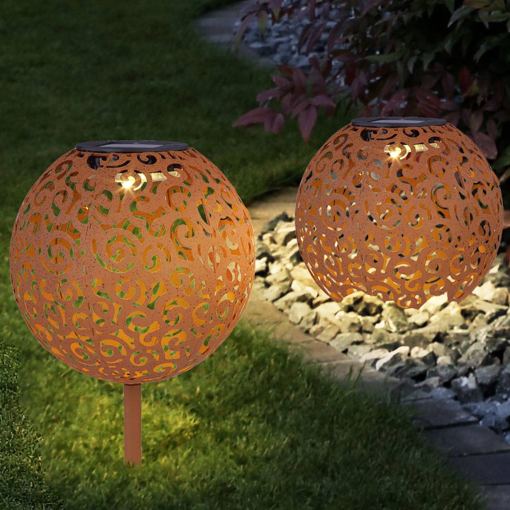 Solarleuchte rost Solarlampe für Außen Kugel Solar Garten Deko Erdspieß, mit orientalischem Lichteffekt, Metall, 1x LED warmweiß, DxH 18x52,5 cm