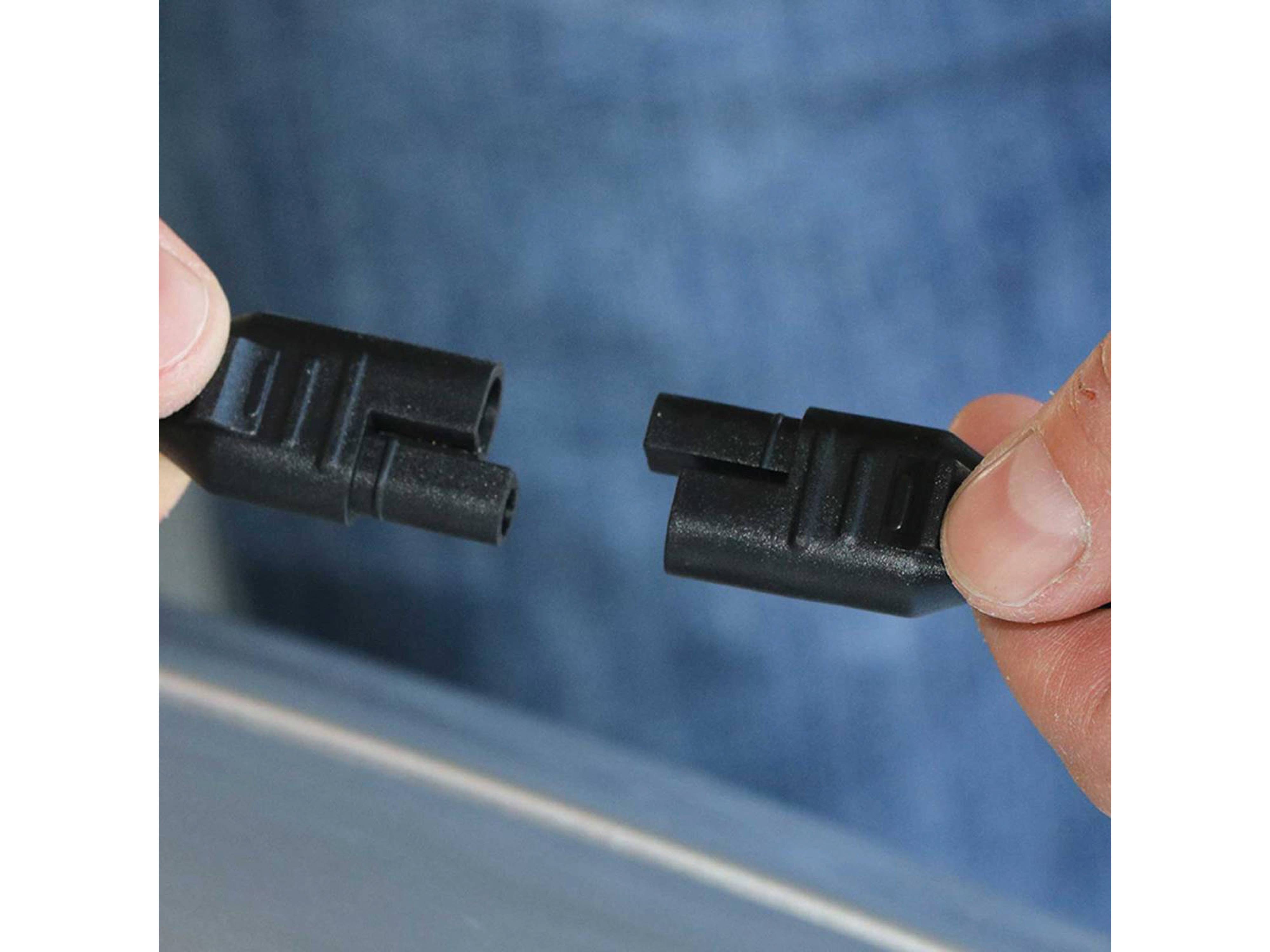 BLACK & DECKER Batterie-Ladegerät 6V + 12V, 1,5 A, für Blei-Akkus, IP20