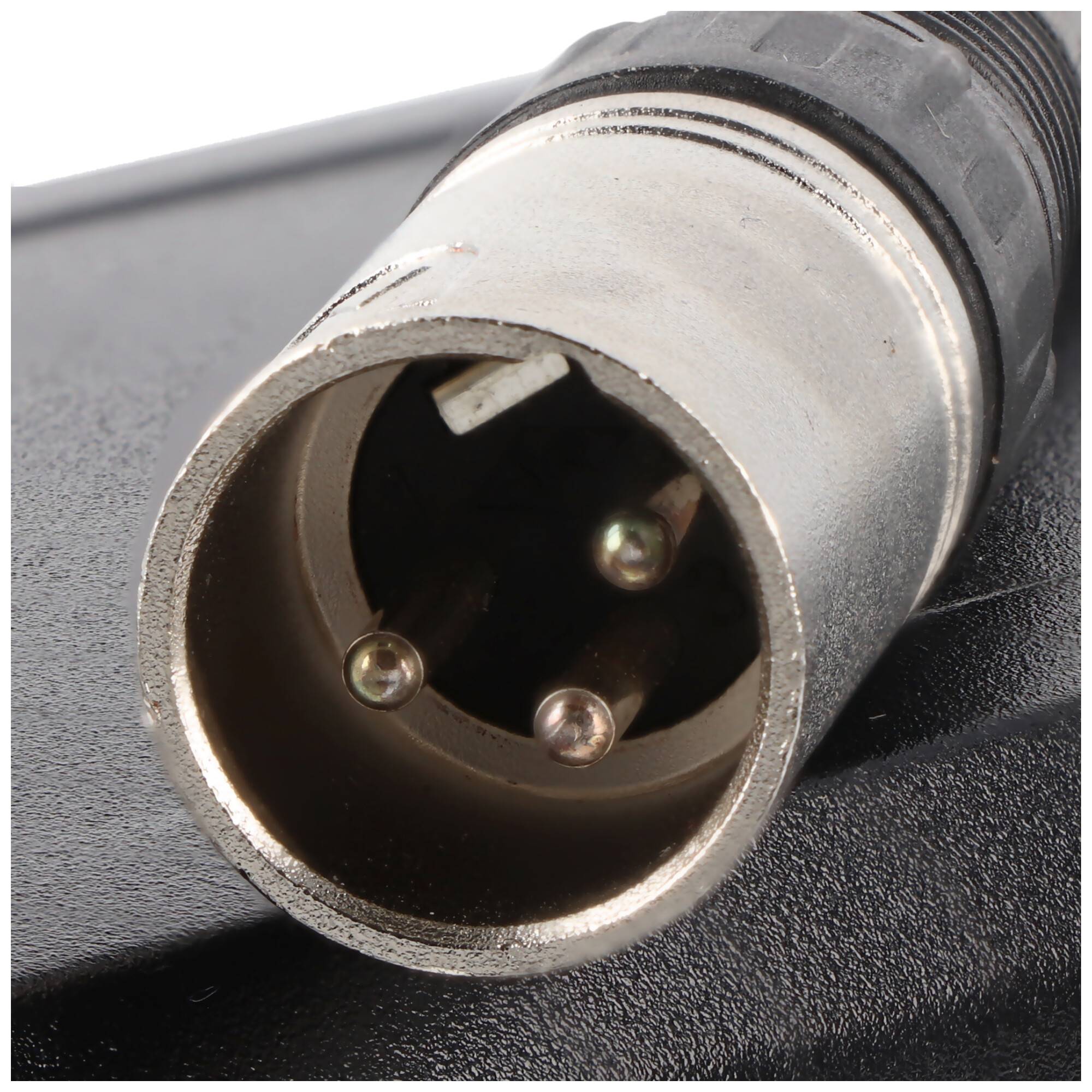 XLR 3polig GIANT Schnellladegerät 36V 4A XLR 3-polig / CAN-Bus 544M36V4AGLI180-10V 9gb1680202