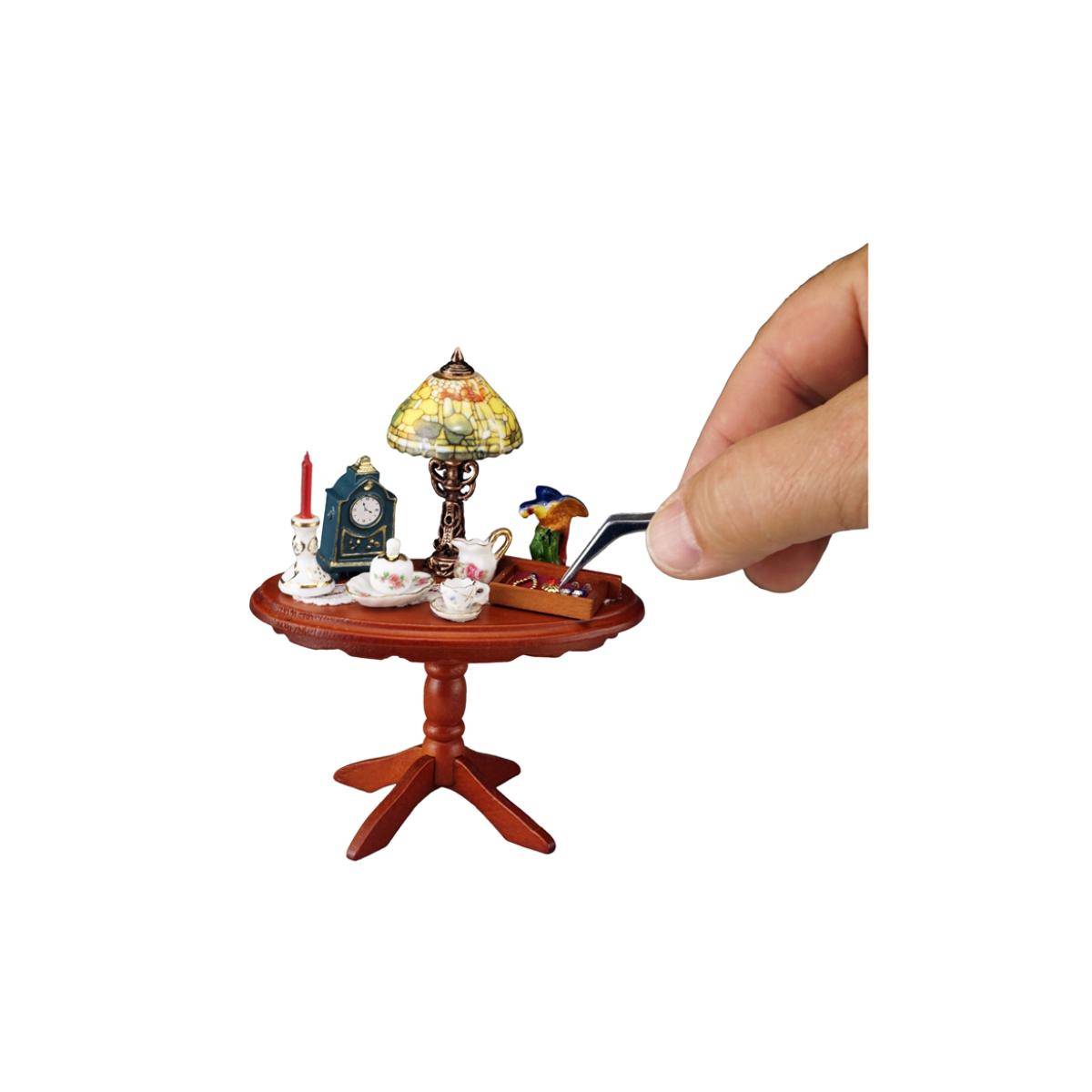 001.821/5 - Tisch "Antiquitäten", Miniatur