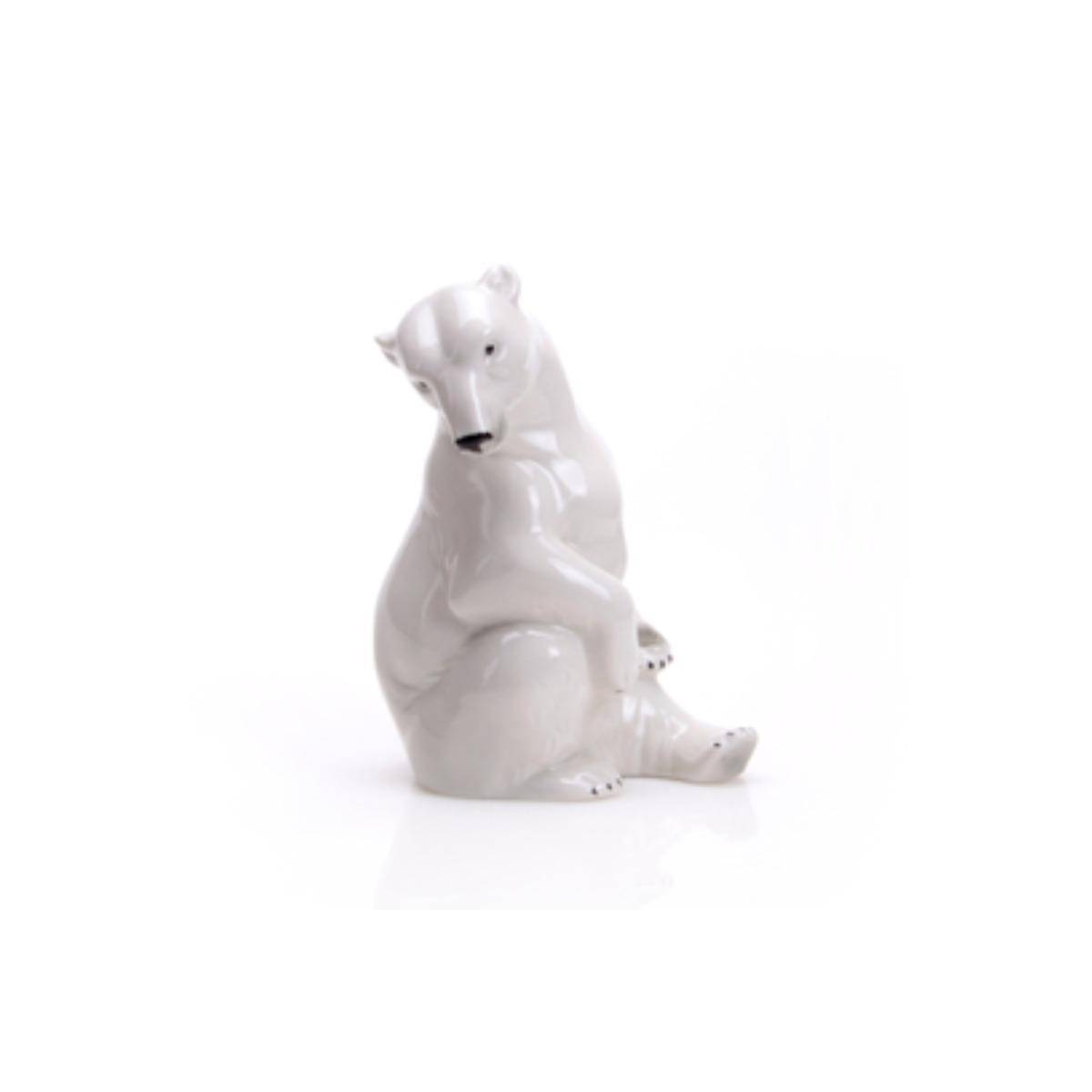 410/40 - Eisbär schaut sich um