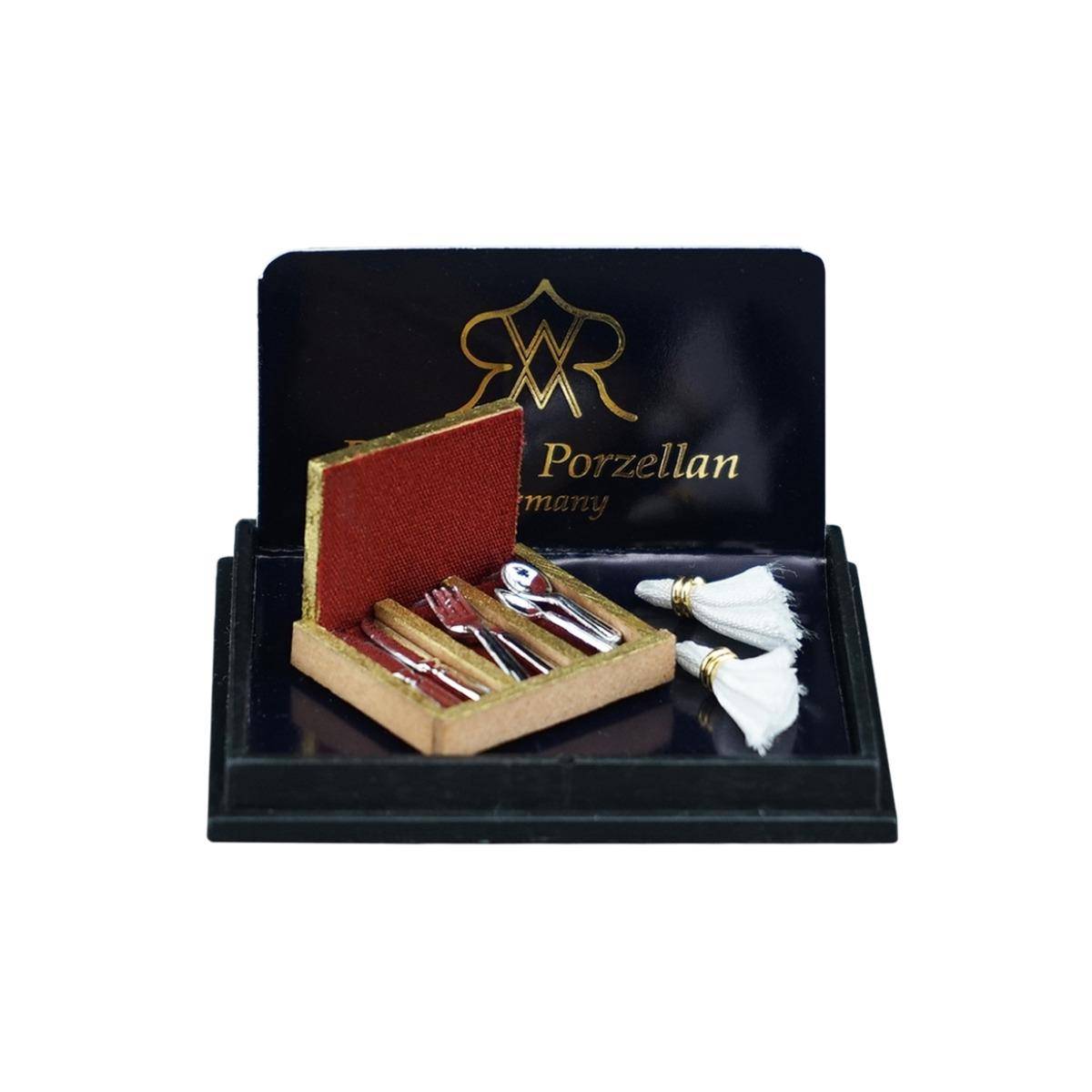 001.711/5 - Kleiner Besteckkasten, Miniatur