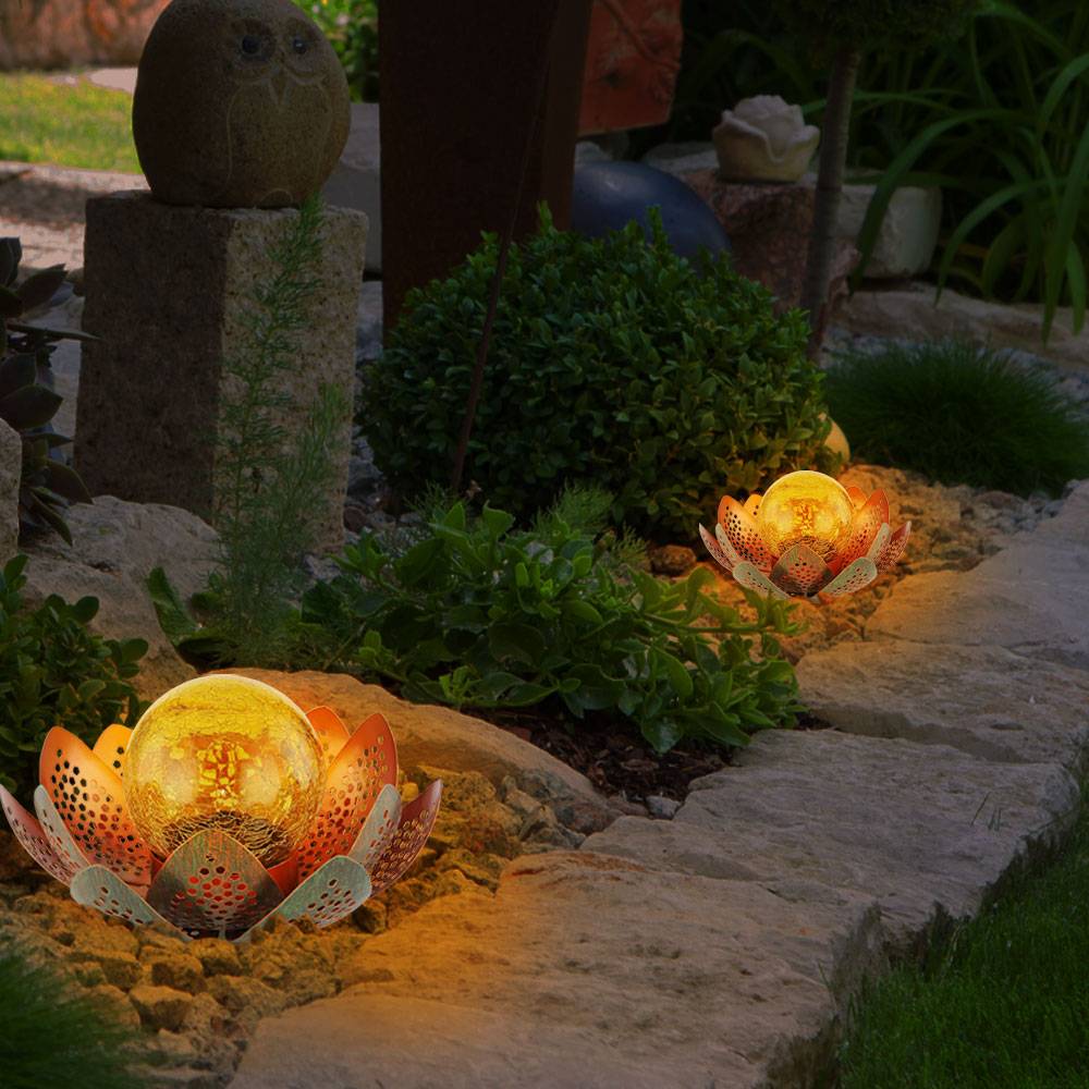 Garten Außenlampen Solarleuchte dekorative LED Solarleuchte im Lotusblüten Design, Glaskugel goldfarben, LED, 22cm, Terrasse, 2er Set