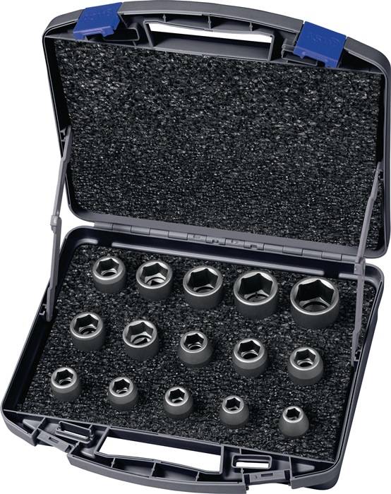 Ein schwarzer Werkzeugkoffer enthält einen sortierten Satz von dreizehn grauen Steckschlüsseln in verschiedenen Größen, die zum Schutz in Schaumstoff eingelegt sind.