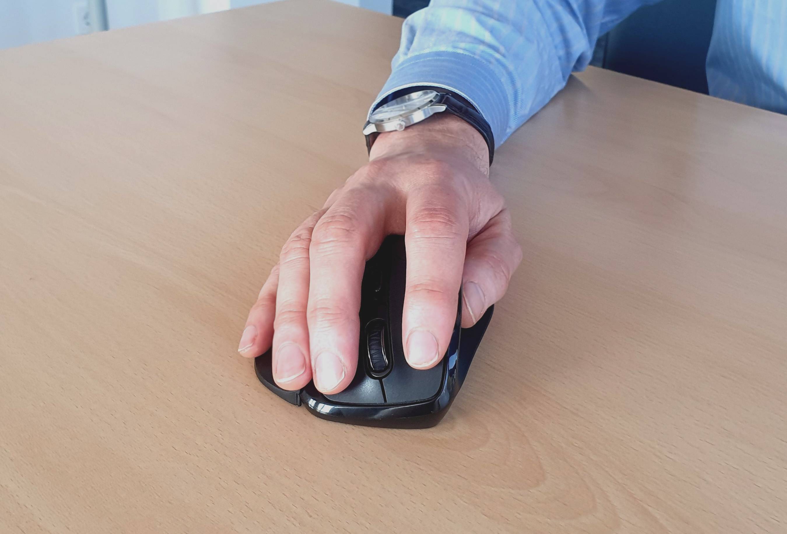 ERGOLEBEN Kabellose Vertikale Maus Ergonomische Maus 2.4Ghz | 5 Tasten |1000/1600/2000 DPI Funk Maus | Vorbeugung gegen Mausarm Tennisarm RSI