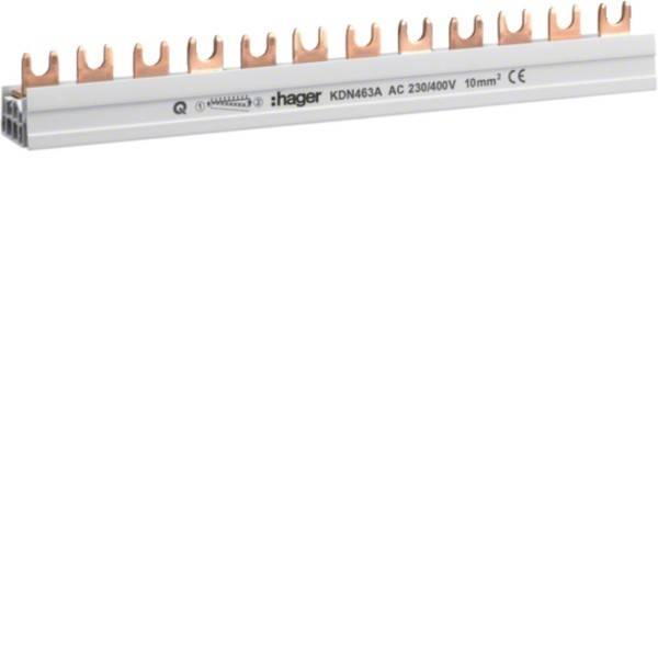Kupferschiene mit mehreren Anschlussbolzen für elektrische Verbindungen, gekennzeichnet mit 'Hager KDN463A AC 230/400V 10mm²'.
