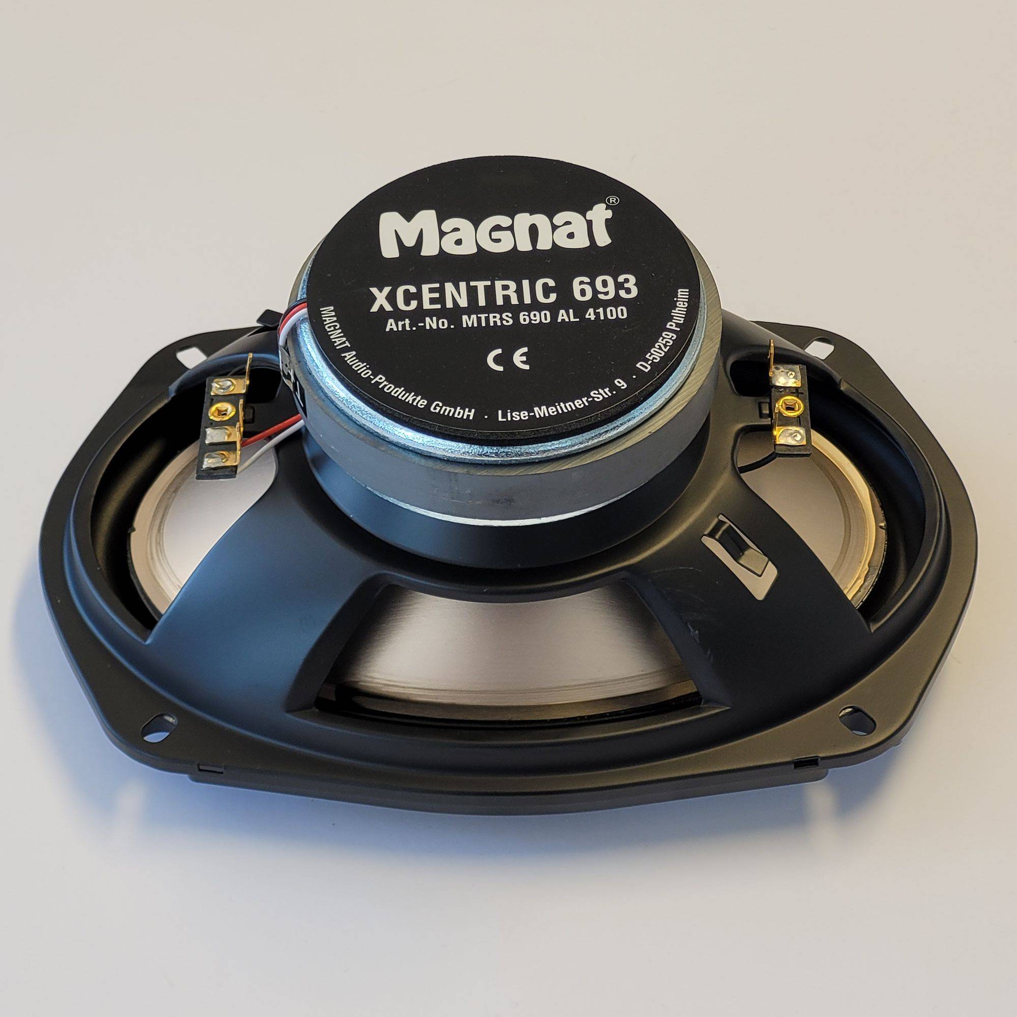 1 Paar Magnat 6x9 3-Wege Triax System Xcentric 693, 200 Watt max.,