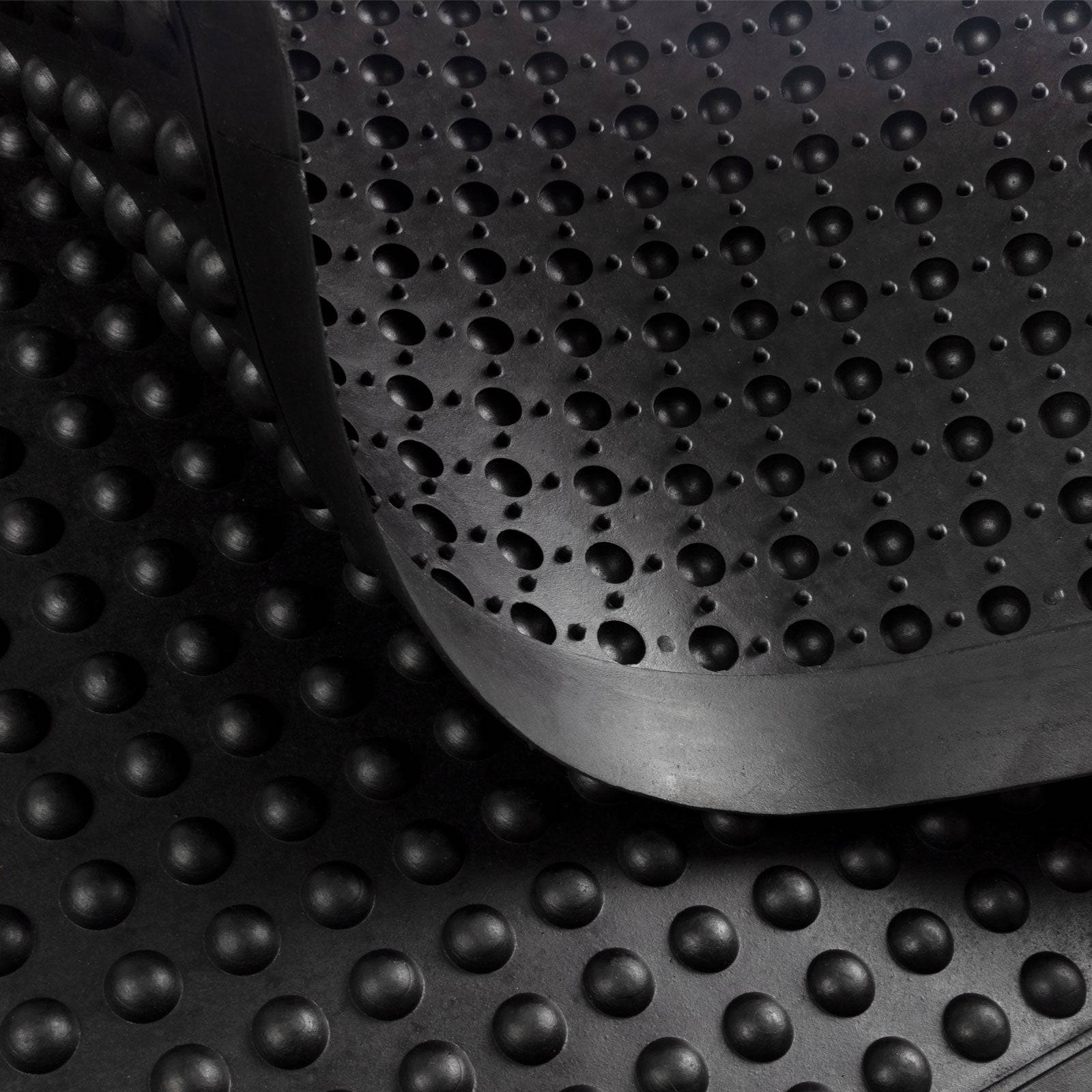 etm Arbeitsmatte Bubble | Naturgummi | Schwarz | 90x120 cm