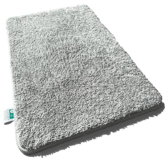 FLOORDIREKT Badematte Sky - Flauschiger Badvorleger mit dichtem Flor - Eckig - Silbergrau - 80 x 150 cm