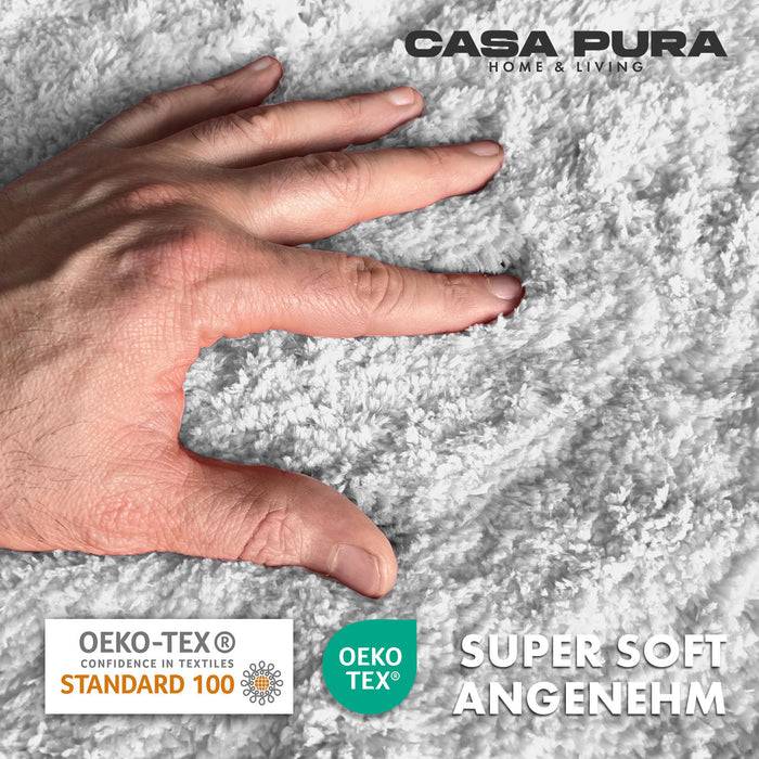 FLOORDIREKT Badematte Sky - Flauschiger Badvorleger mit dichtem Flor - Eckig - Weiß - 80 x 150 cm