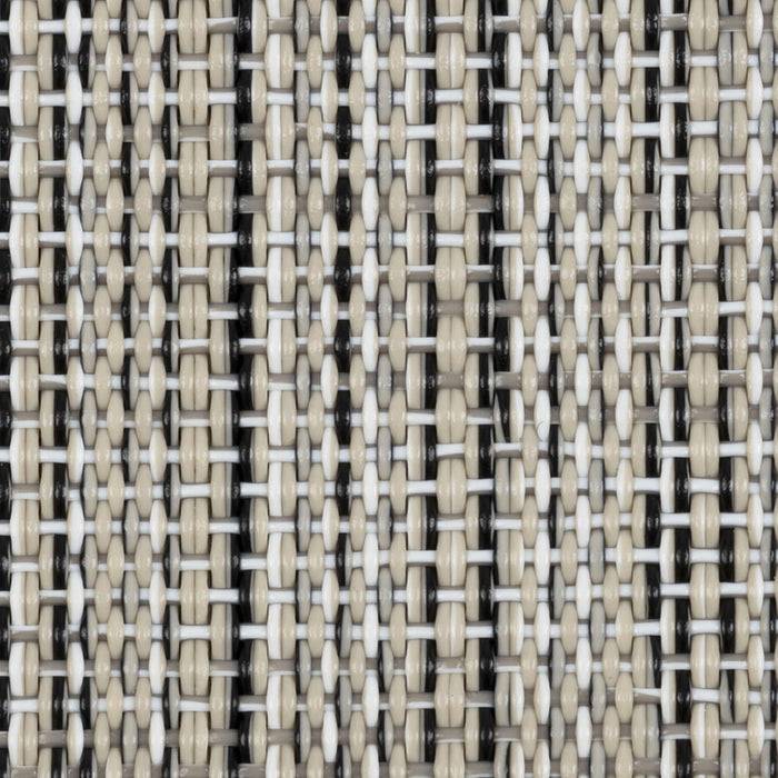 Nahaufnahme einer gewebten Textur mit vertikalen und horizontalen Fäden in Beige, Weiß und Schwarz. Das Muster erzeugt ein Kreuzmuster-Design.