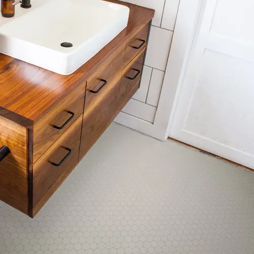 Karat CV-Belag | Fairplay | Zuschnitt | Kreise | Weiß | 200x150 cm Karat CV-Belag | Fairplay | Zuschnitt | Kreise | Weiß | 200x150 cm