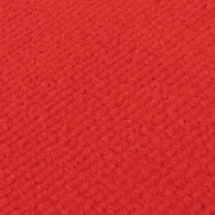 Eine Nahaufnahme von rotem Teppichstoff, die seine strukturierte Oberfläche und gleichmäßige Färbung zeigt.