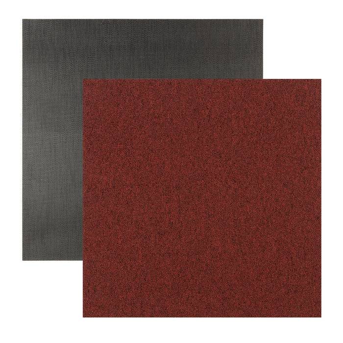 Zwei sich überlappende Gummibodenbeläge: einer dunkelgrau und einer rot. Die rote Fliese ist leicht nach oben und nach rechts positioniert.