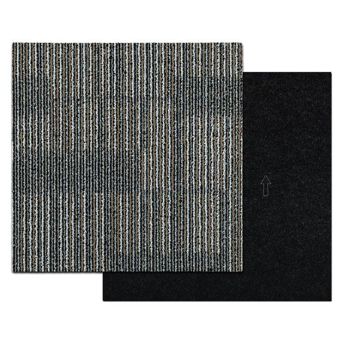 Zwei quadratische Teppichfliesen: eine mit vertikalen grauen und braunen Streifen und die andere einfarbig schwarz mit einem Pfeilteil.