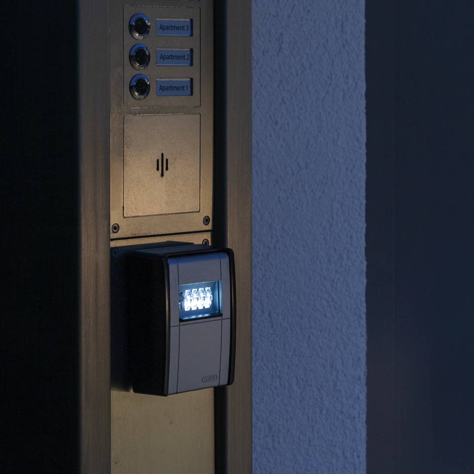 ABUS KeyGarage™ 787 LED, beleuchtete Zahlenwalze, 4-stl. Zahlencode, 84x120x42mm