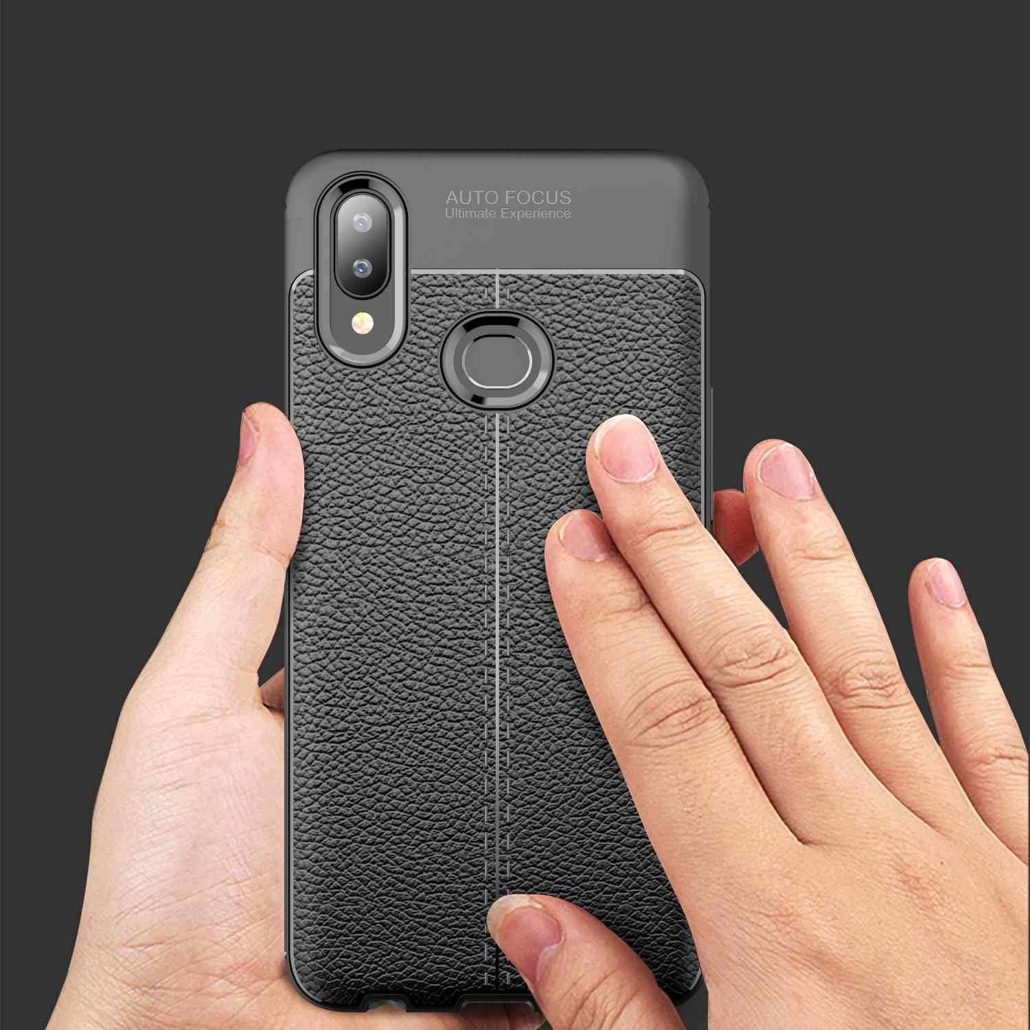 Cadorabo Hülle für Samsung Galaxy A10s / M01s Schutzhülle in Schwarz Handyhülle TPU Etui Kunstleder-Applikation