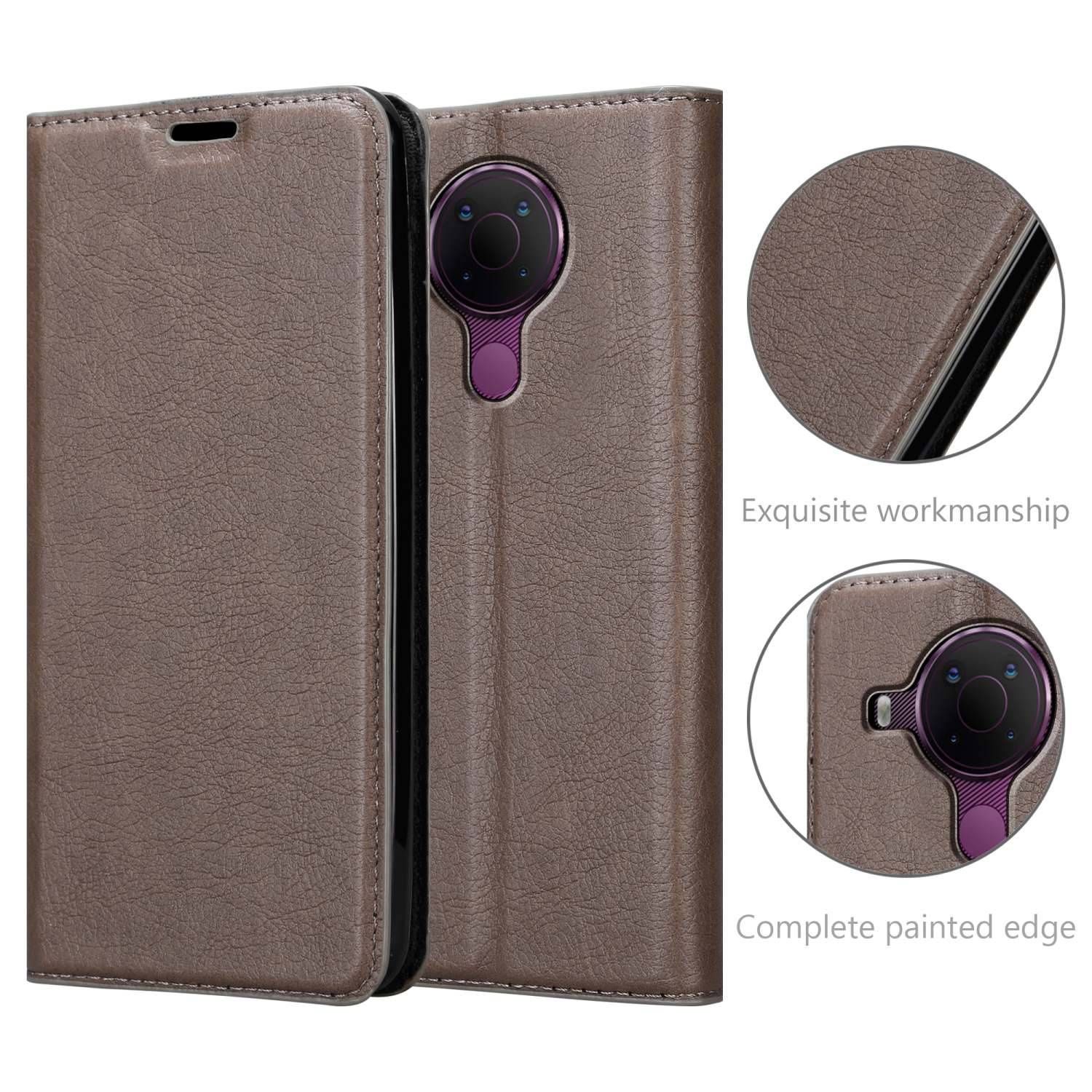 Cadorabo Hülle für Nokia 5.4 Schutz Hülle in Braun Handyhülle Etui Case Cover Magnetverschluss