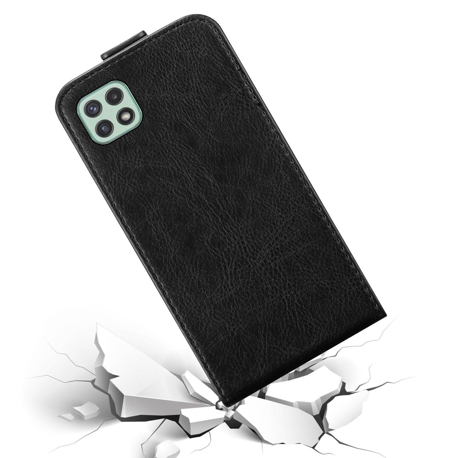 Cadorabo Hülle für Samsung Galaxy A22 5G Schutz Hülle in Schwarz Flip Etui Handyhülle Case Cover