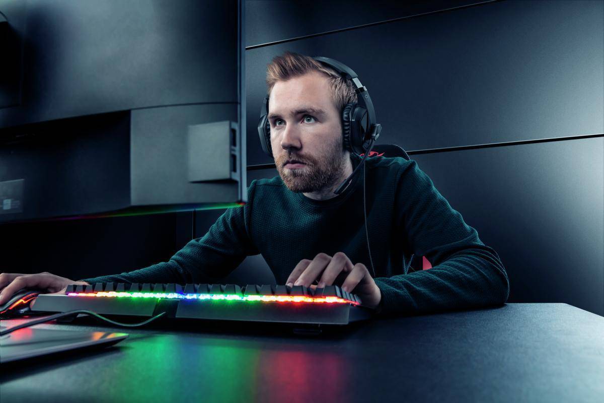 Trust GXT 412 Celaz Kopfhörer Kopfband Schwarz 3,5-mm-Anschluss (23373)