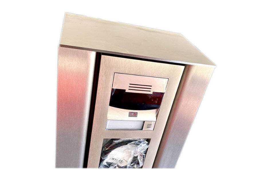 Solvido 2N STELE PERSON AP3, Edelstahl VA Stele, 3 Module, für 2N IP Verso / Verso 2.0 + Zusatzmodul Bedienhöhe Person,