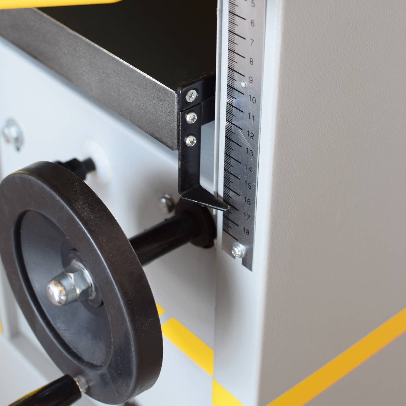 BAMATO Abricht- und Dickenhobelmaschine mit Spiralmesserwelle BHM-250PRO (230V)