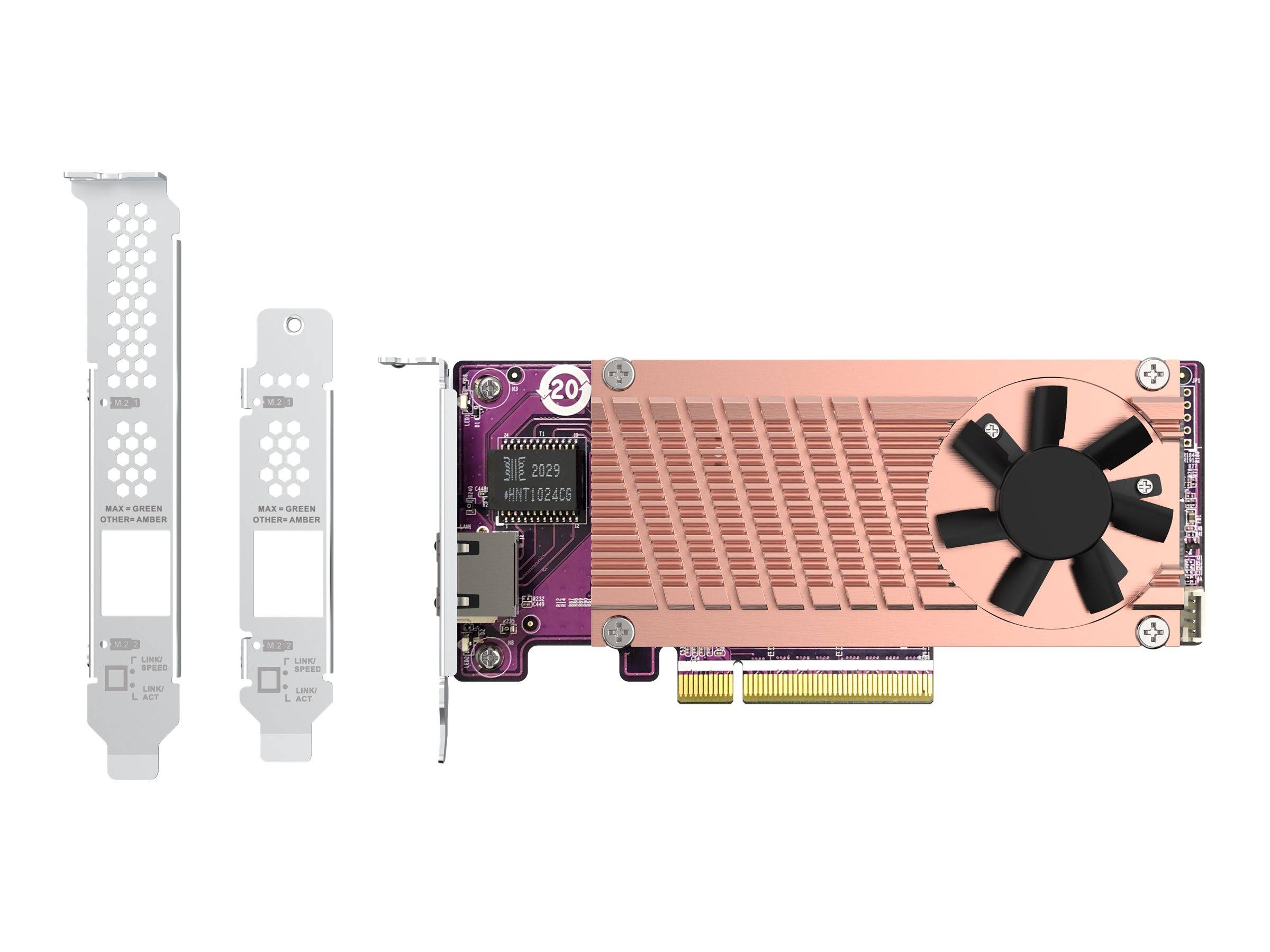 PCIe-Grafikkarte mit rosa Kühlershroud und schwarzem Lüfter, gezeigt zusammen mit zwei silbernen Halterungsoptionen für die Installation.
