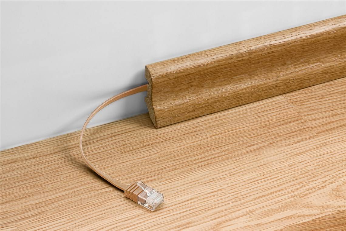 Goobay CAT 5e Flach-Patchkabel, U/UTP, weiß