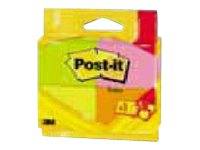 Haftnotizen-Packung in leuchtend gelb, pink, rot und grün. Die Verpackung verfügt über einen kleinen Tragegriff zum Aufhängen und die 3M-Markierung.