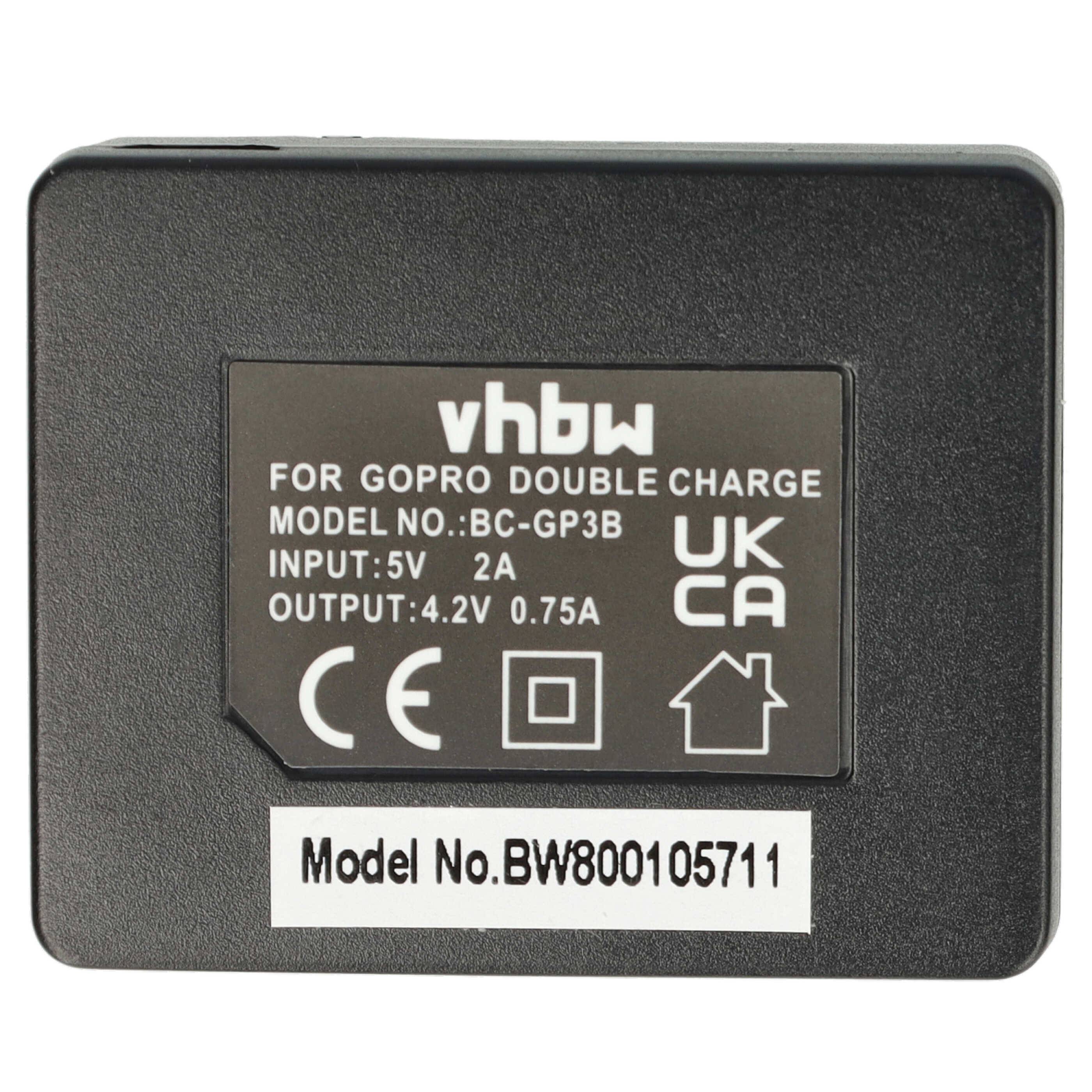 Unterseite eines vhbw GoPro-Doppelladegeräts mit Modell BC-GP3B und Stromangaben: Eingang 5V 2A, Ausgang 4,2V 0,75A.